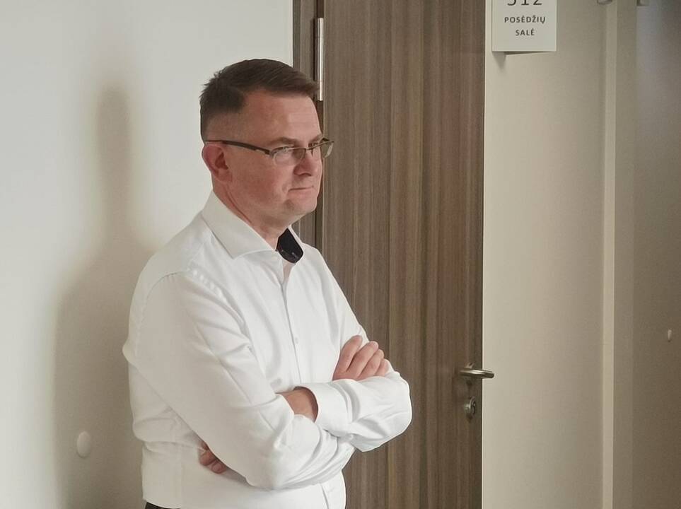 Buvusios SAM viceministrės byloje apklaustas A. Dulkys: svarstėme reikalauti atsiprašymo
