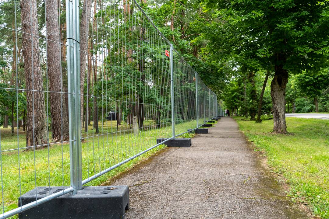 „Akacijų alėja“ – su apribojimais