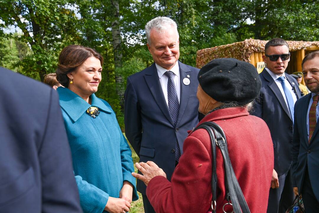 G. Nausėda dalyvavo J. Lukšos-Daumanto 70-ųjų žūties metinių minėjime 