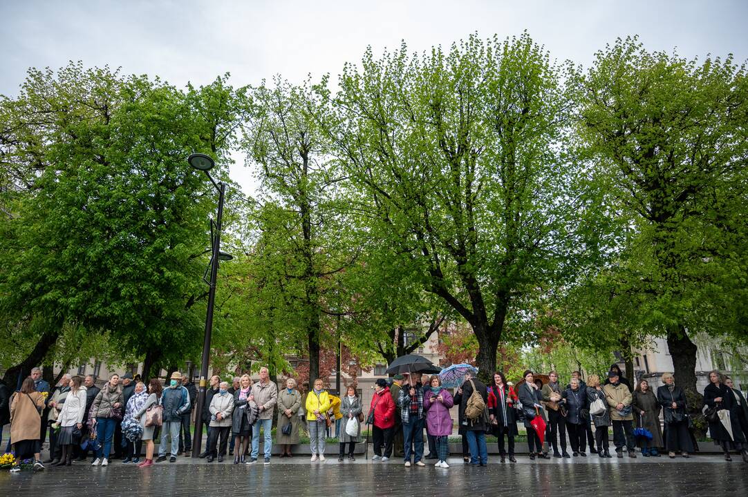 Kaune minimos 50-osios R. Kalantos susideginimo metinės