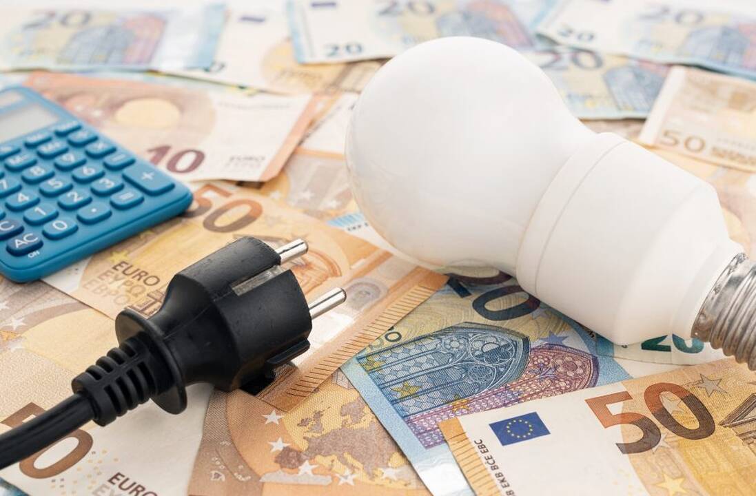 Per savaitę elektra Lietuvoje brango 32 proc., dujų kaina augo 7 proc.