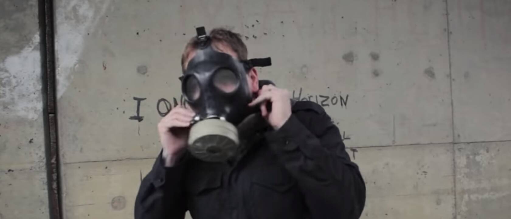 JAV ambasada pristato jautrų filmą, siekiantį nutraukti tylą apie savižudybes