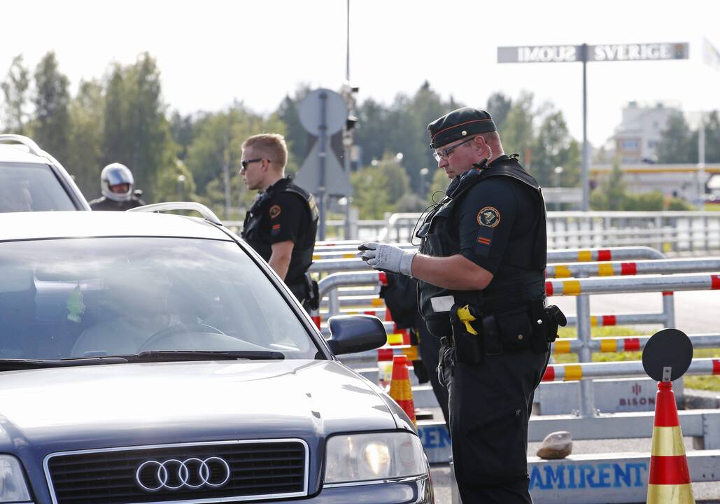 Suomija paskelbė vienus griežčiausių sienų apribojimų Europoje