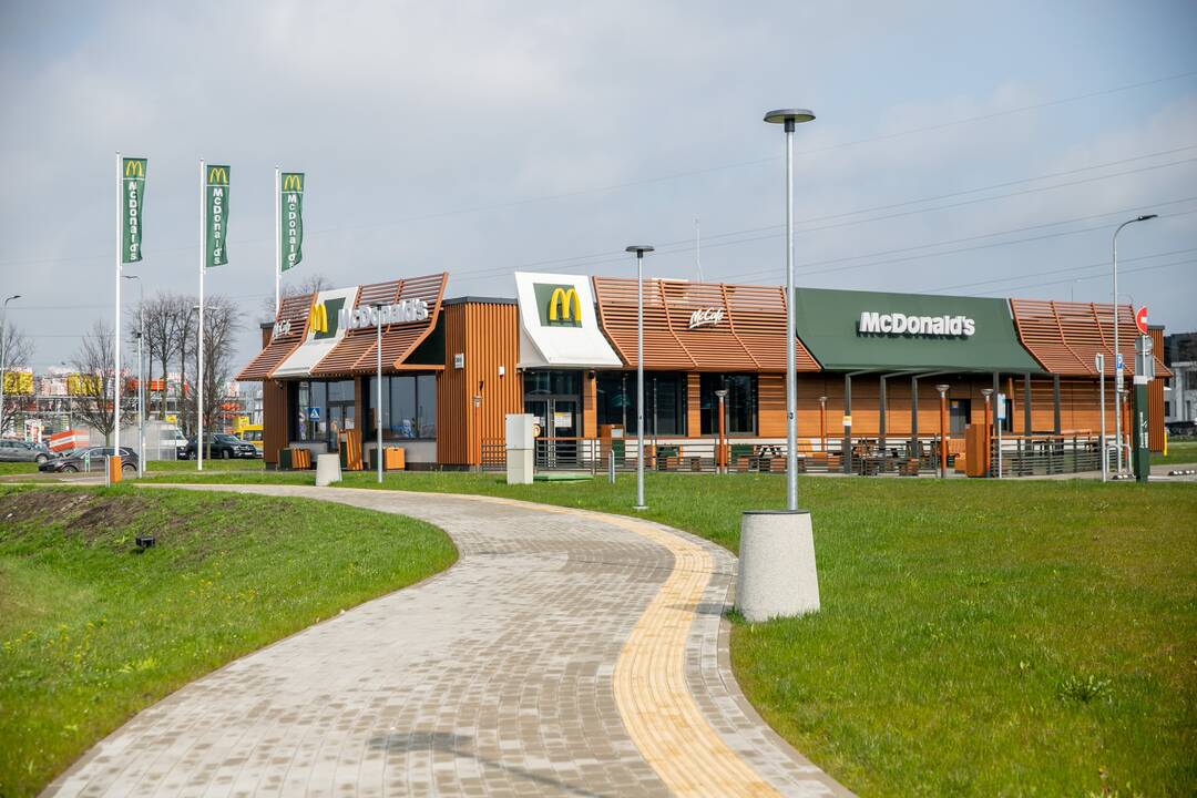 Sankryža prie „McDonald‘s“ restorano