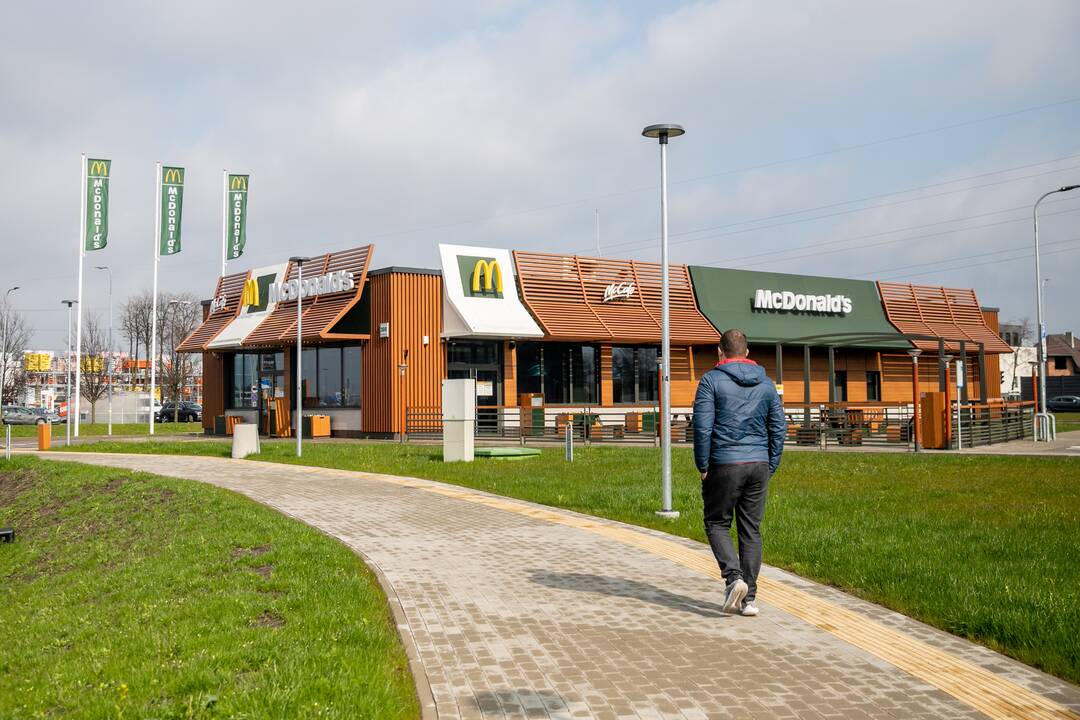 Sankryža prie „McDonald‘s“ restorano