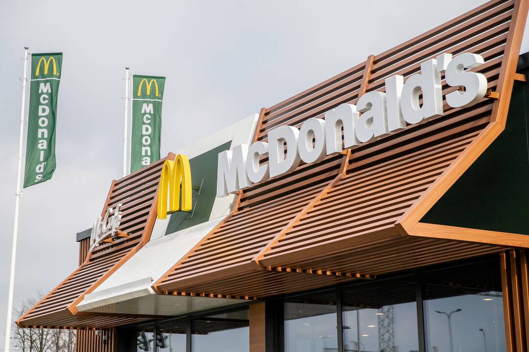Sankryža prie „McDonald‘s“ restorano