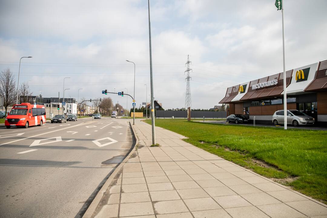 Sankryža prie „McDonald‘s“ restorano