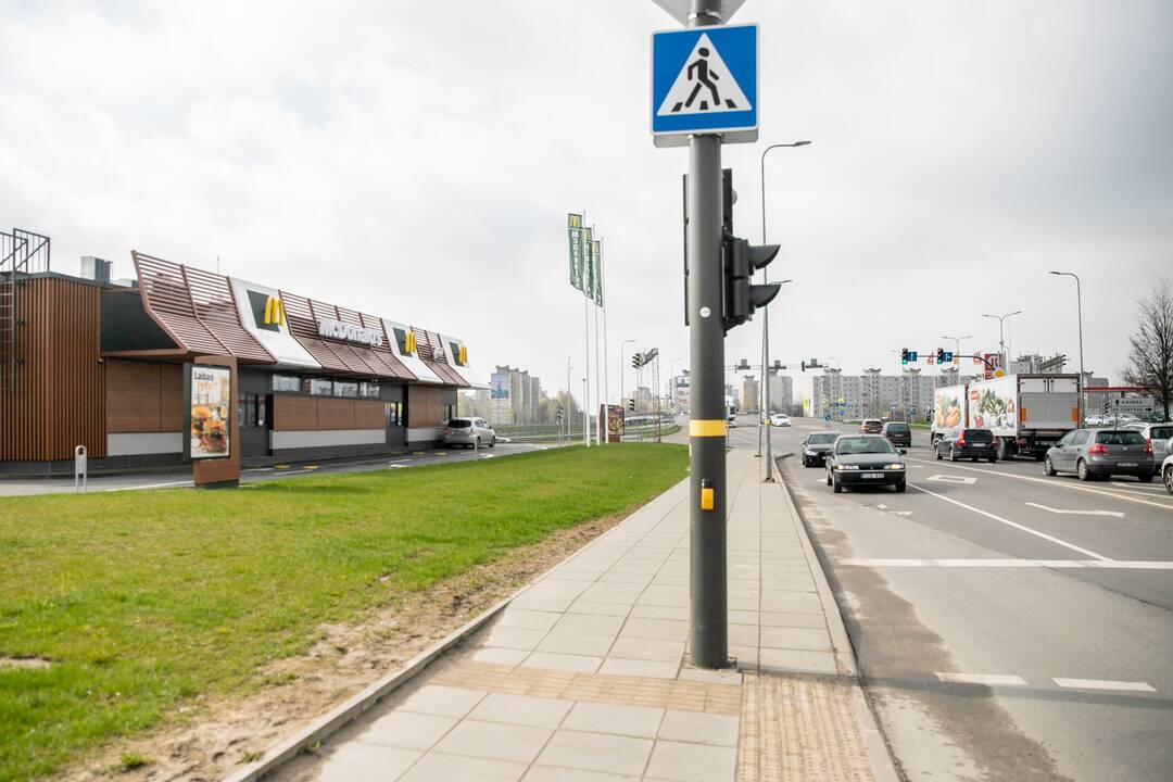 Sankryža prie „McDonald‘s“ restorano