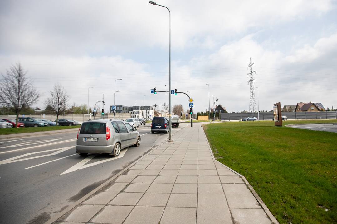 Sankryža prie „McDonald‘s“ restorano