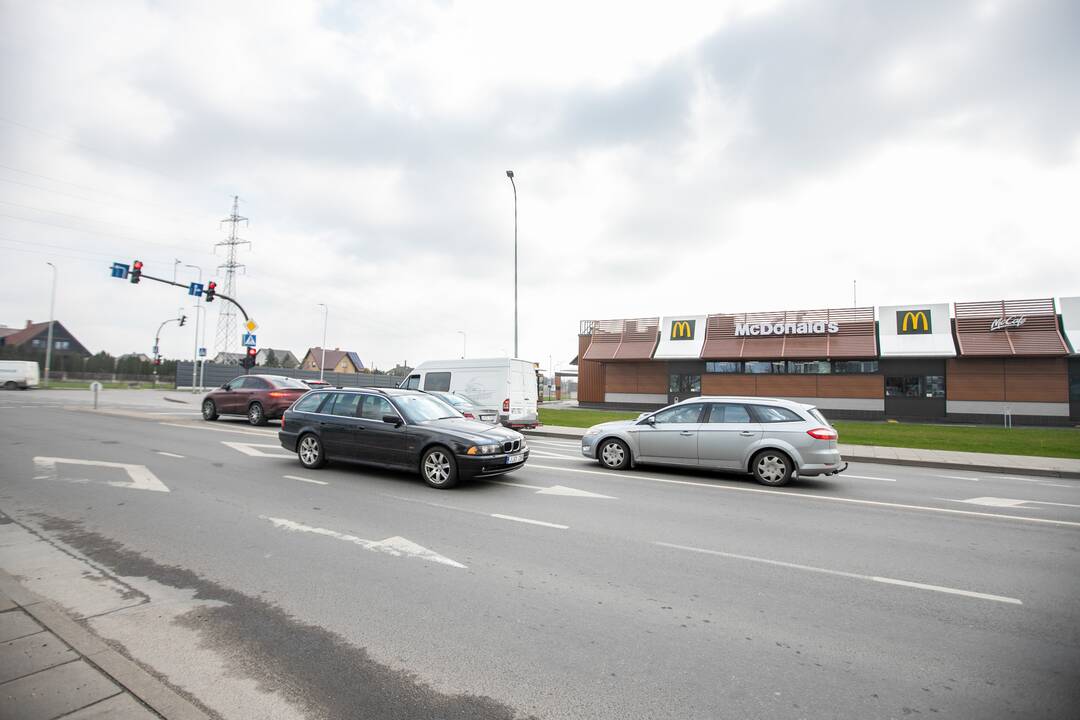 Sankryža prie „McDonald‘s“ restorano