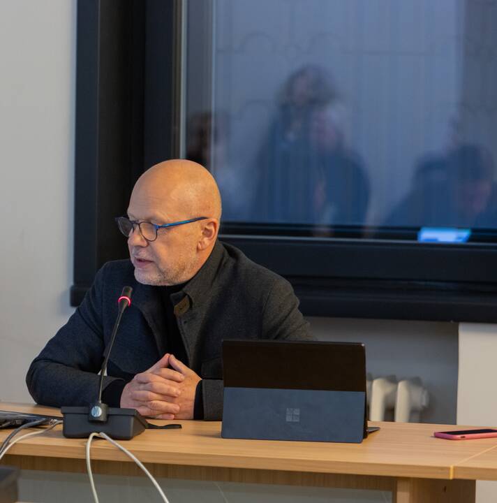 Vieta: svarbus kultūros pastatas atsiras kairiame Nemuno krante ir tarsi sudarys konglomeratą su Nemuno salos objektais: „Žalgirio“ arena, baseinu ir mokslo centru.