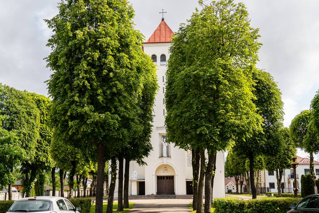 Sukaktis: E. Vitulskis kvietė atvykti birželio 9–13 d. į Šv. Antano atlaidus paminėti Šv. Antano Paduviečio parapijos 90-mečio.