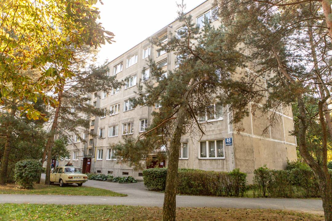  Aplinka: panaši netvarka – visuose kambariuose.