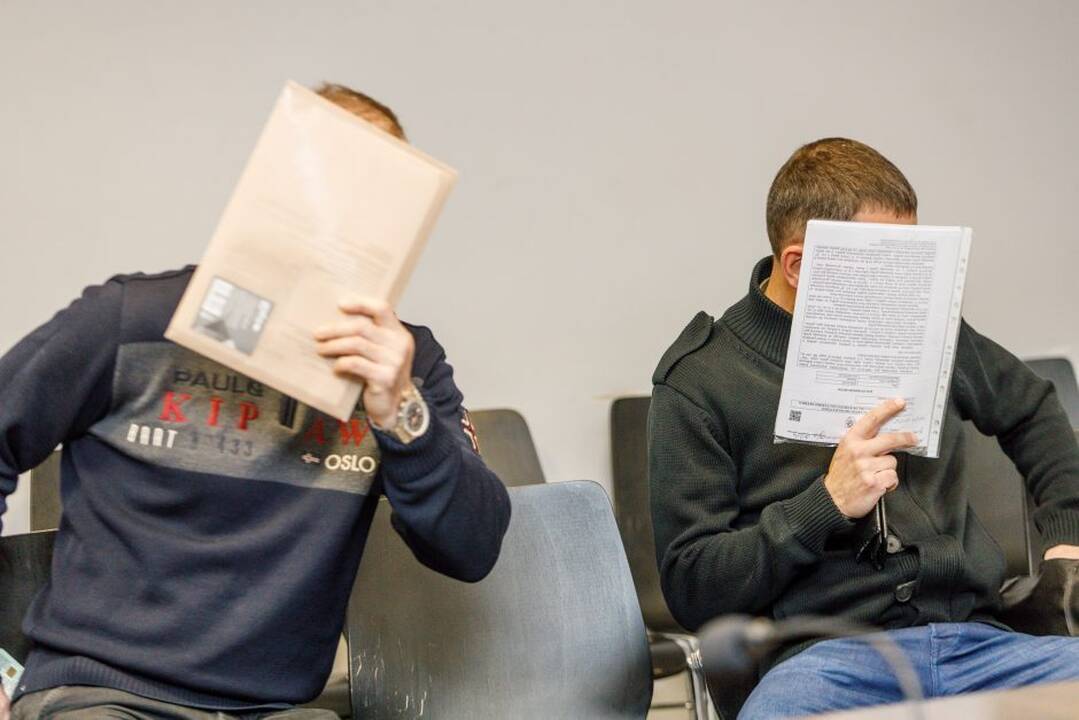 Iš kairės: Dainius Puskunigis, Vladislavas Dobrovolskis, Imantas Piktužis.