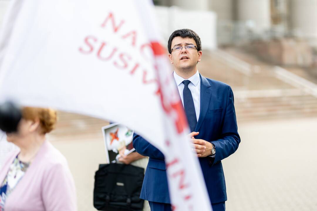 Protestas dėl Lietuvos gyventojų genocido ir rezistencijos tyrimų centro reformos