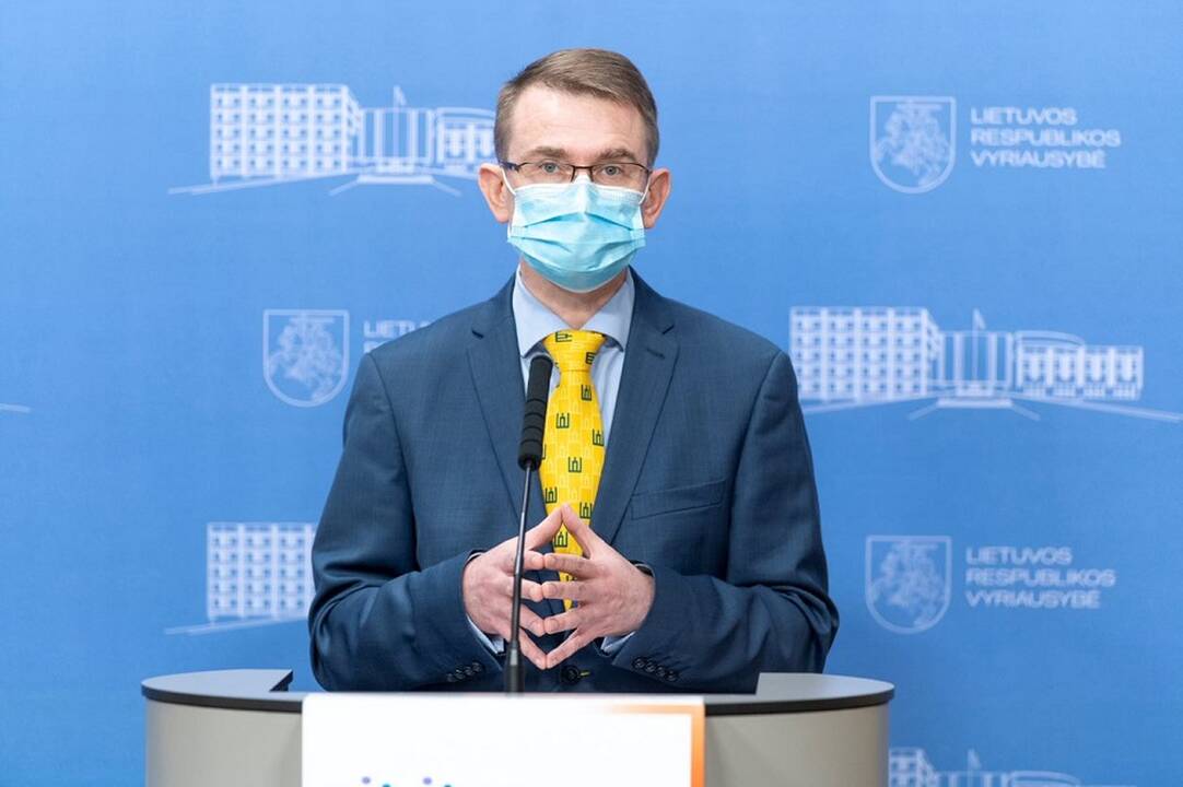  A. Dulkys: trumpės izoliacija po kontakto su sergančiuoju, griežtės kaukių dėvėjimo tvarka