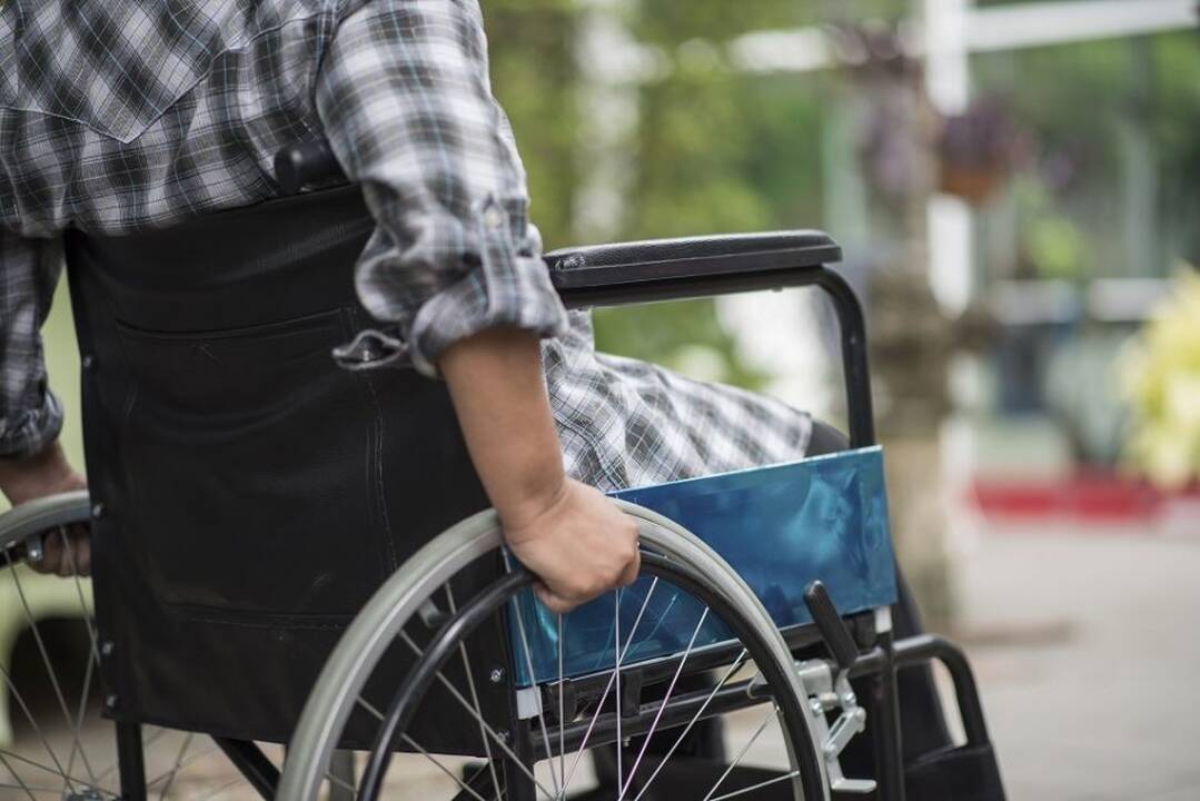 Nausėda įstatyme siūlo numatyti, kad gerų sąlygų neįgaliesiems nebuvimas – diskriminacija