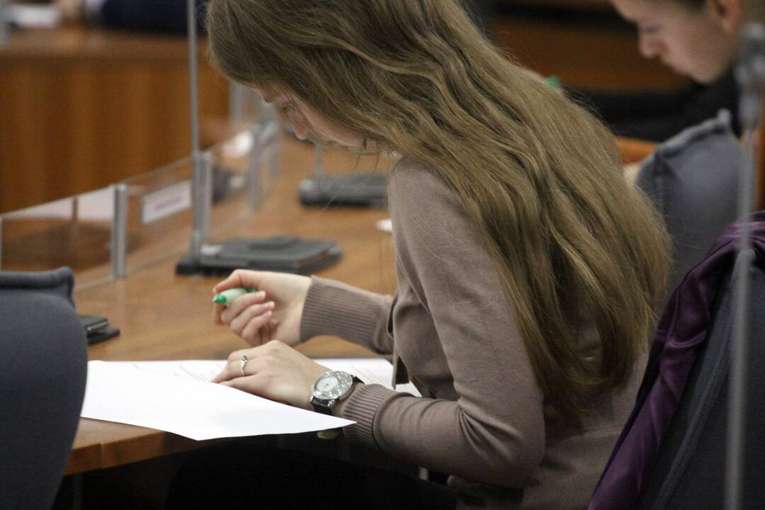 Per 20 tūkst. abiturientų laikys anglų kalbos egzaminą