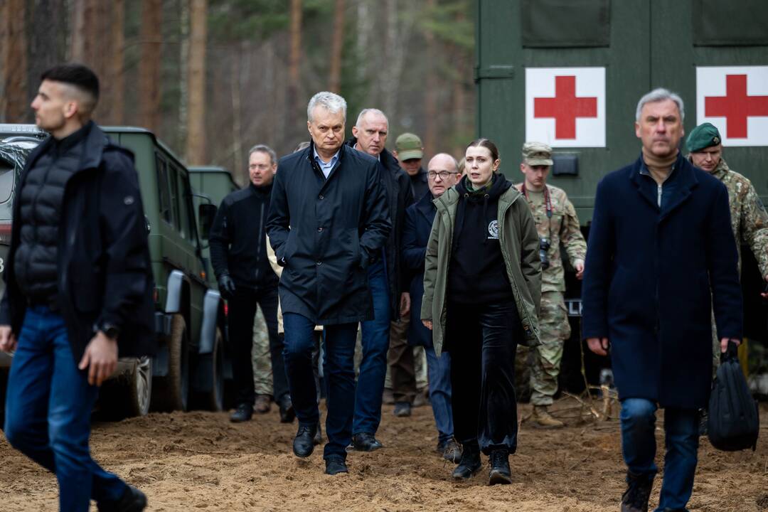 Tęsiasi dingusių JAV karių paieška