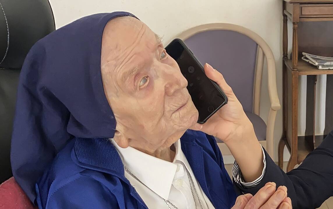 Vienuolė André