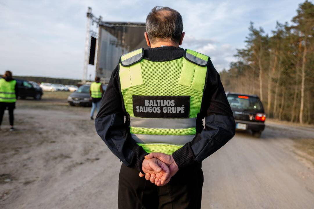 Paluknyje startavo „Drive in Live“ koncertų ciklas