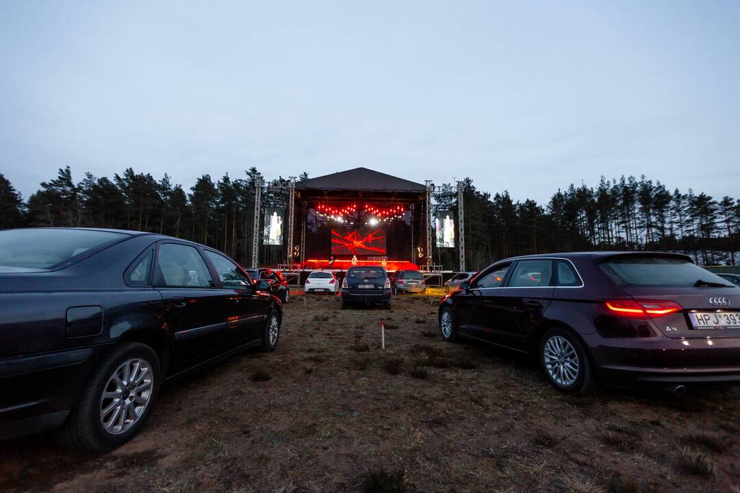 Paluknyje startavo „Drive in Live“ koncertų ciklas