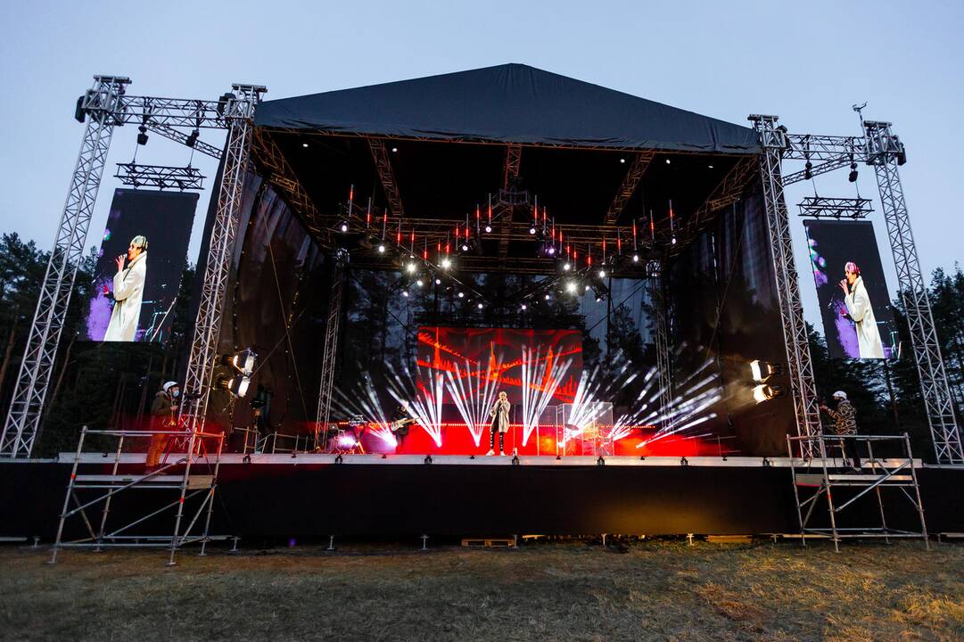 Paluknyje startavo „Drive in Live“ koncertų ciklas