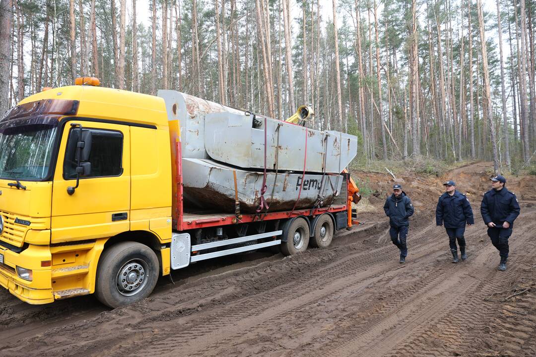 Tęsiasi dingusių JAV karių paieška