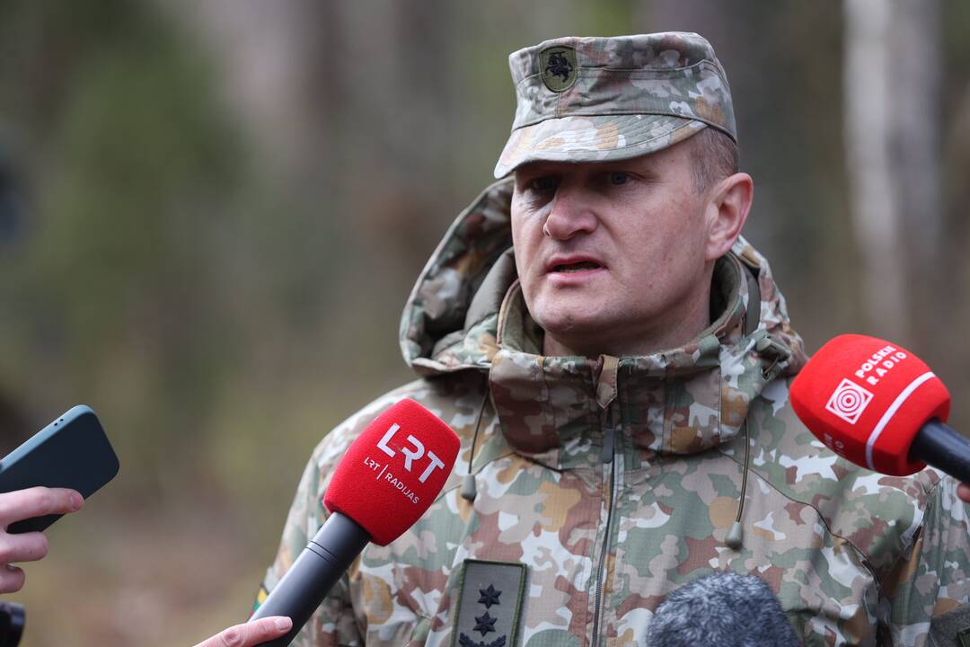 Tęsiasi dingusių JAV karių paieška
