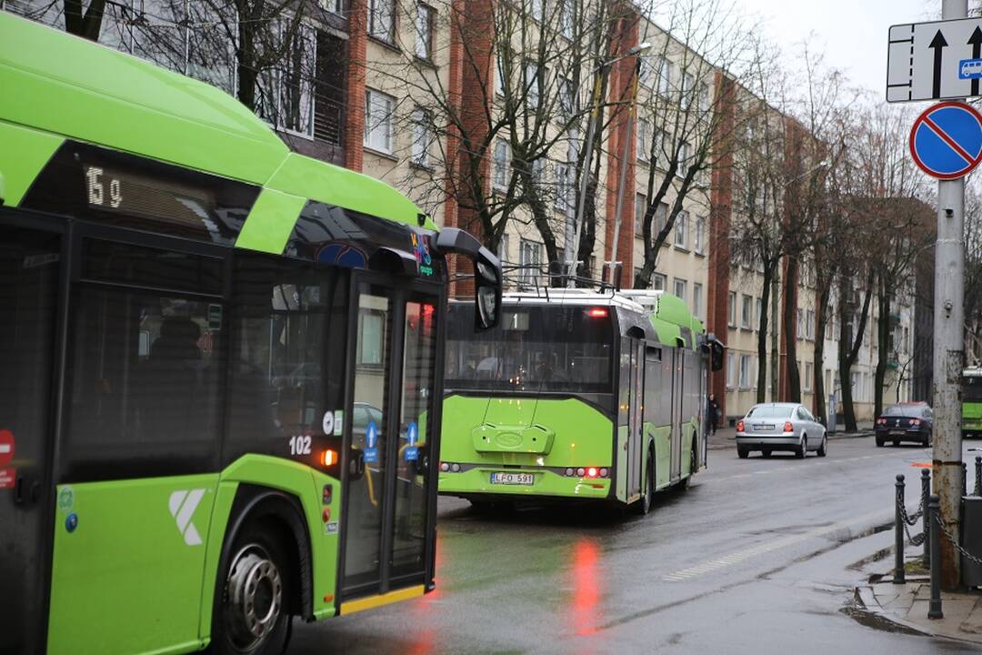 Siekiant tobulinti viešąjį transportą bus apklausta 10 tūkst. kauniečių