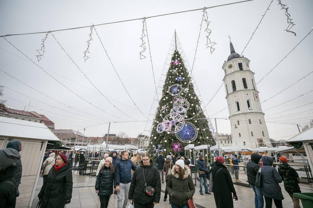 Sostinėje susirinko šeši Kalėdų Seneliai