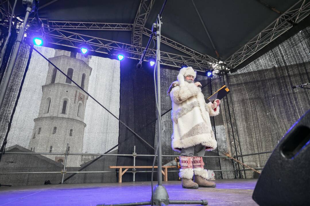 Sostinėje susirinko šeši Kalėdų Seneliai