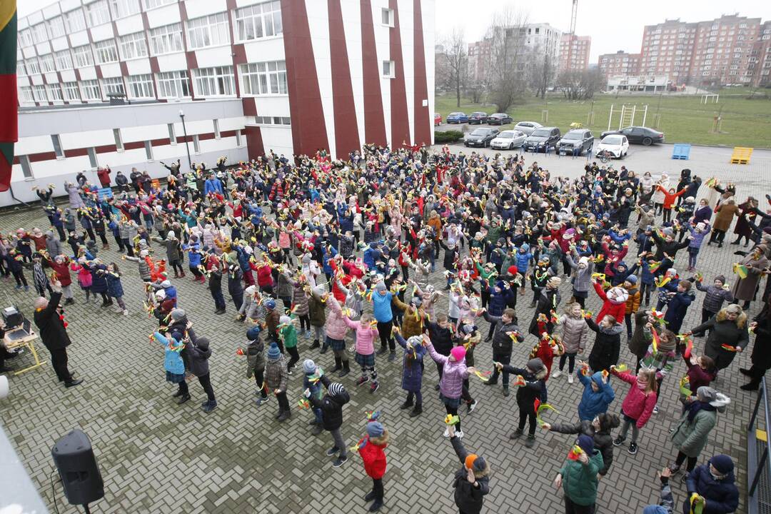 Nepriklausomybės vaikai šventė laisvę