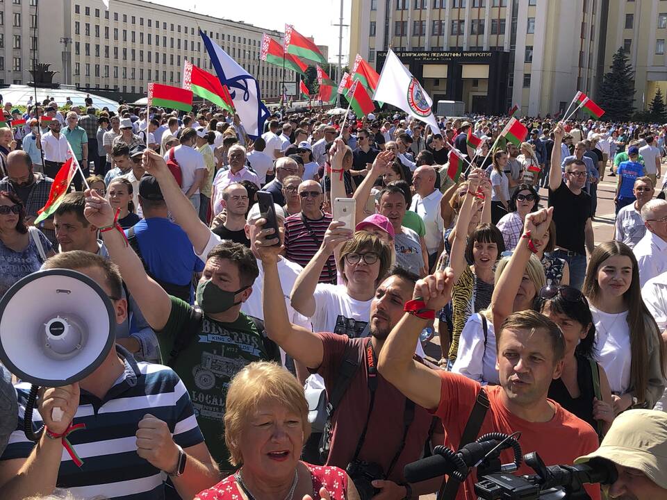 Į mitingą Minske susirinko A. Lukašenkos šalininkai