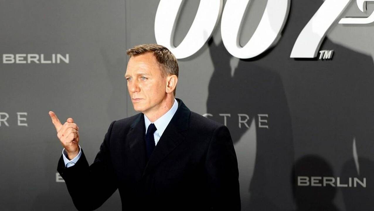 Daniel Craig