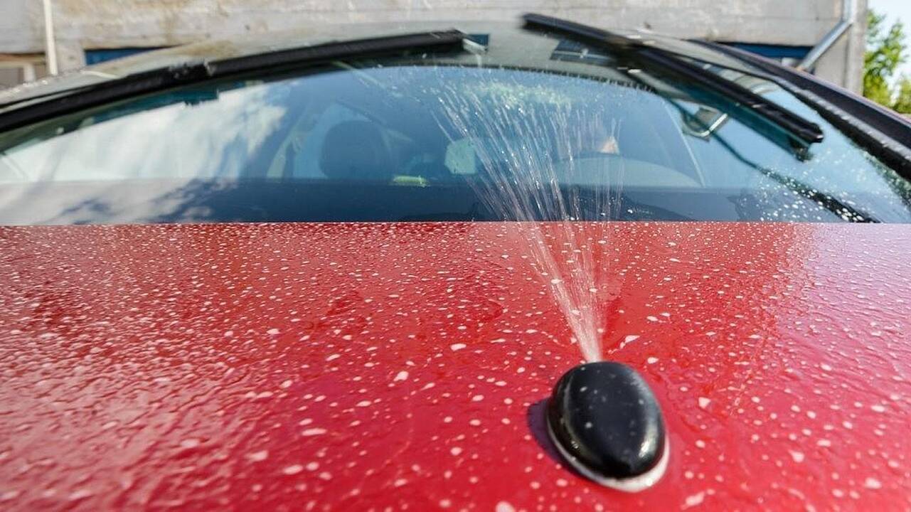Langų plovimo skystis – ką būtina žinoti, norint maksimalaus efektyvumo