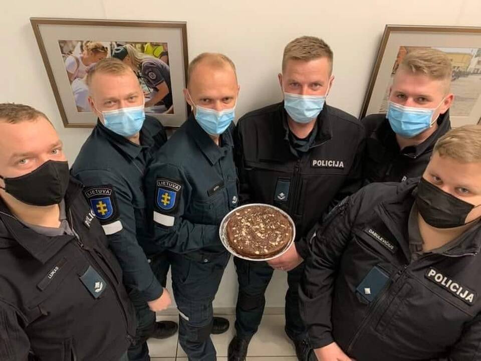 Vaišės: prieš kelerius metus pareigūnai džiaugėsi pagaminę tinginiu vadinamą pyragą.