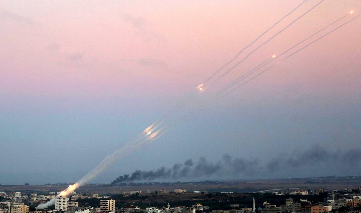 „Hamas“ grasina suintensyvinti Izraelio apšaudymą raketomis