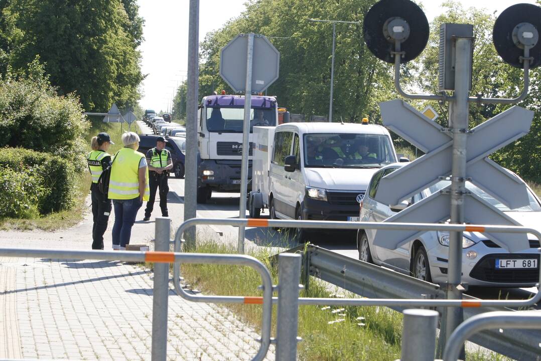 Patikra: akcijos tikslas buvo labiau prevencinis, todėl pareigūnai nuo vairuotojų nesislėpė.