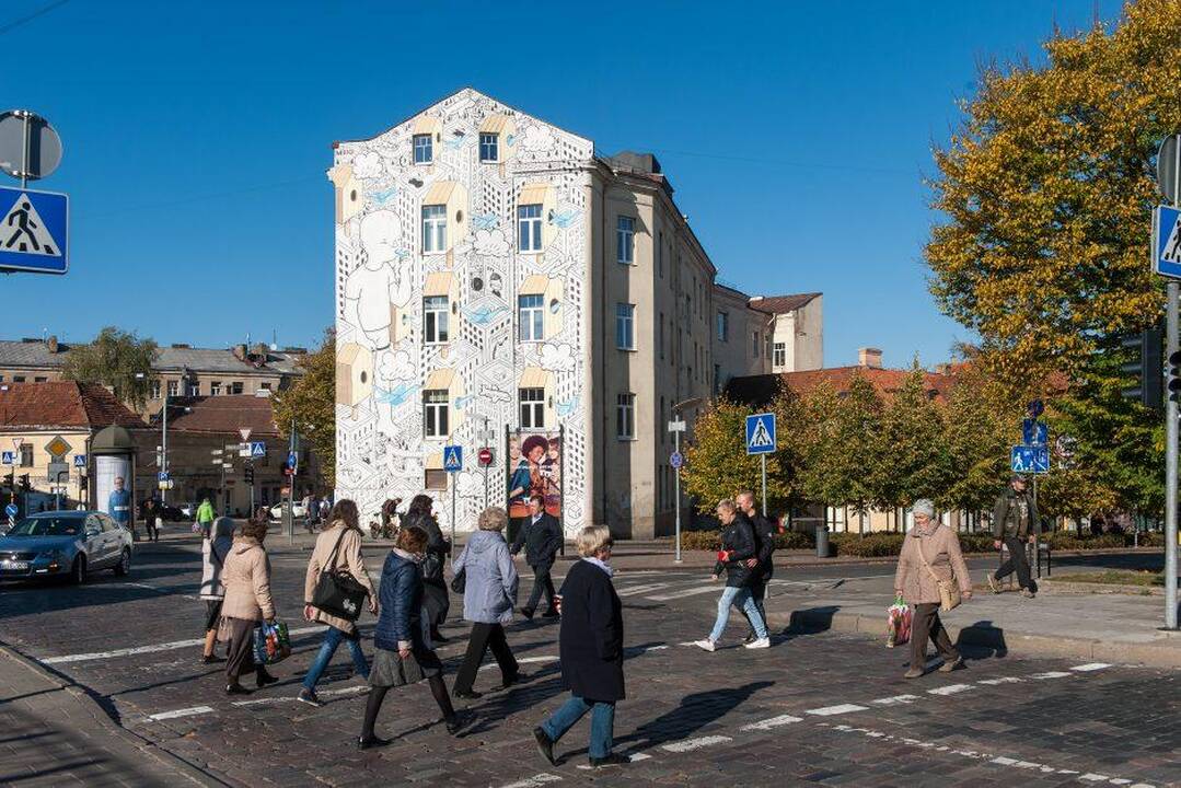 Apsukrūs savivaldybės veikėjai valstybės lėšas naudojo pastato remontui, kad vėliau brangiau parduotų