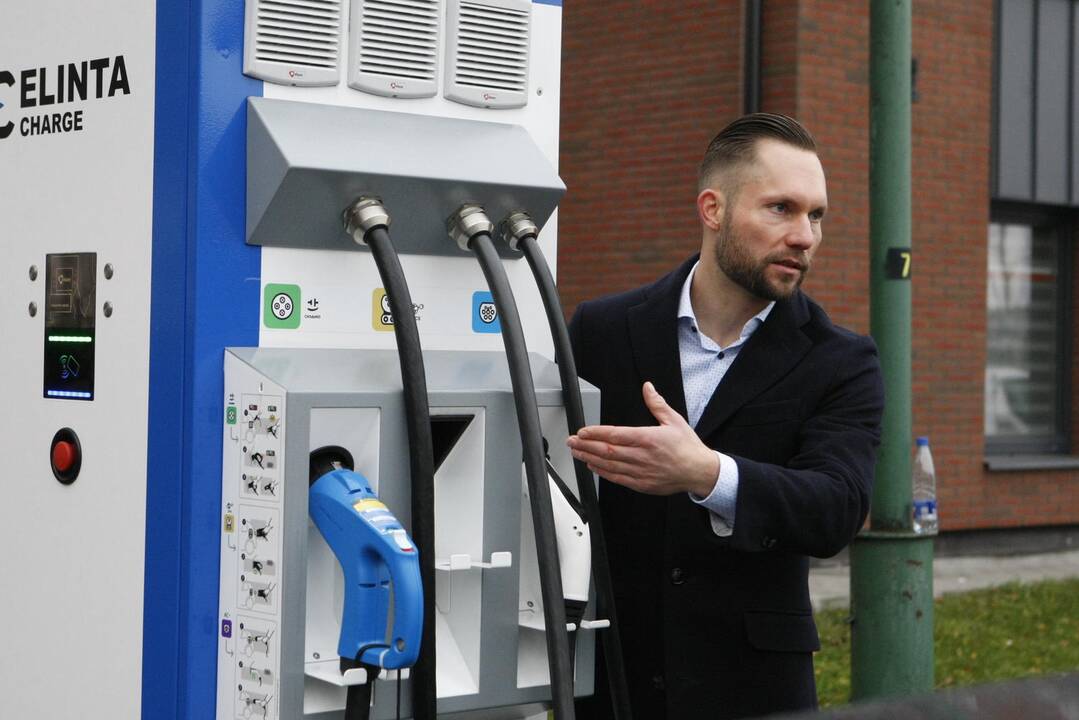 Klaipėdoje elektromobiliams – dar viena įkrovimo stotelė