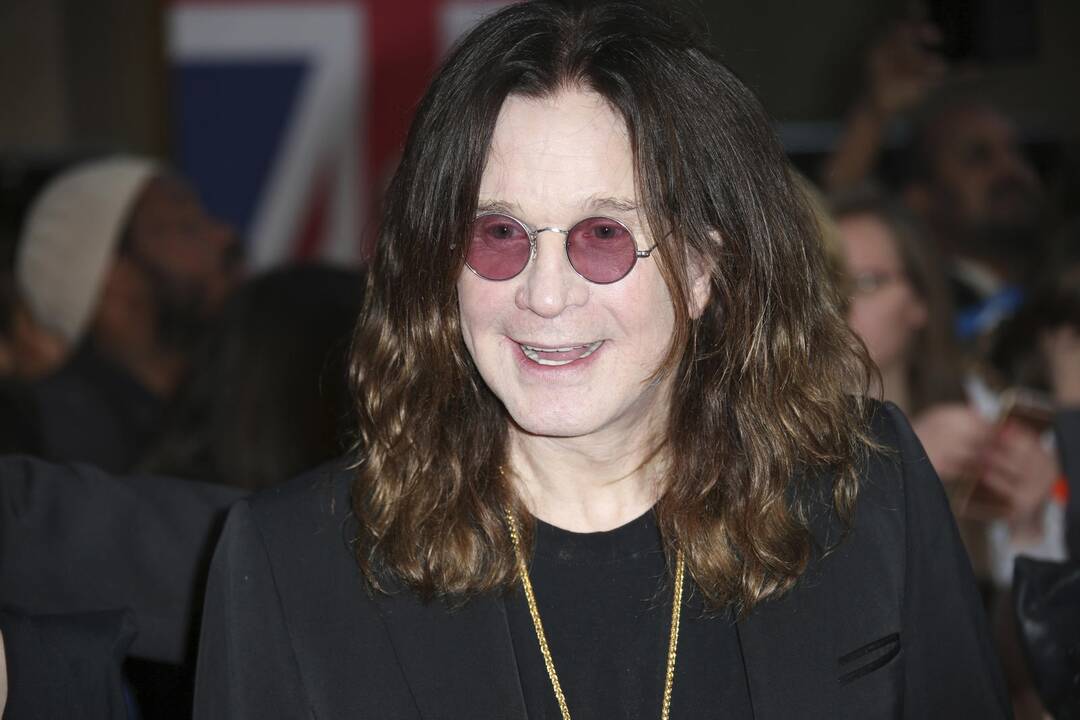 1992 — JAV Aukščiausiasis teismas nutarė nekelti bylos Ozzy Osbourne