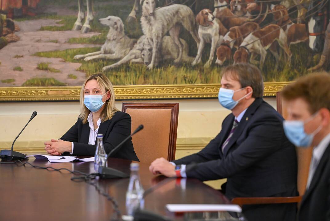 Prezidentas susitiko su Sveikatos ekspertų tarybos nariais