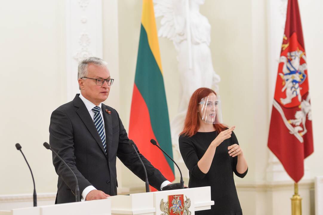 Prezidentūroje įteikti Lietuvos valstybės apdovanojimai