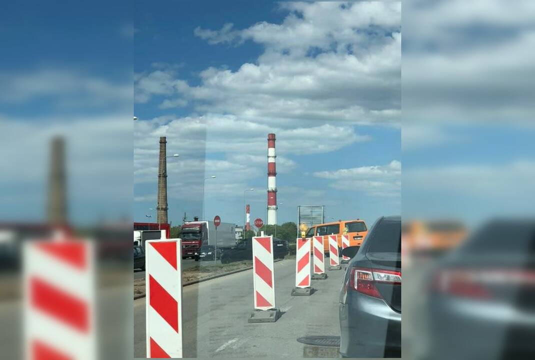 Įžūlumas: kai kažkas nutempė vertikalius kelininkų stulpelius į šoną, vairuotojai savavališkai iš Šilutės plento ėmė sukti į kairėje esančią Dubysos gatvę.