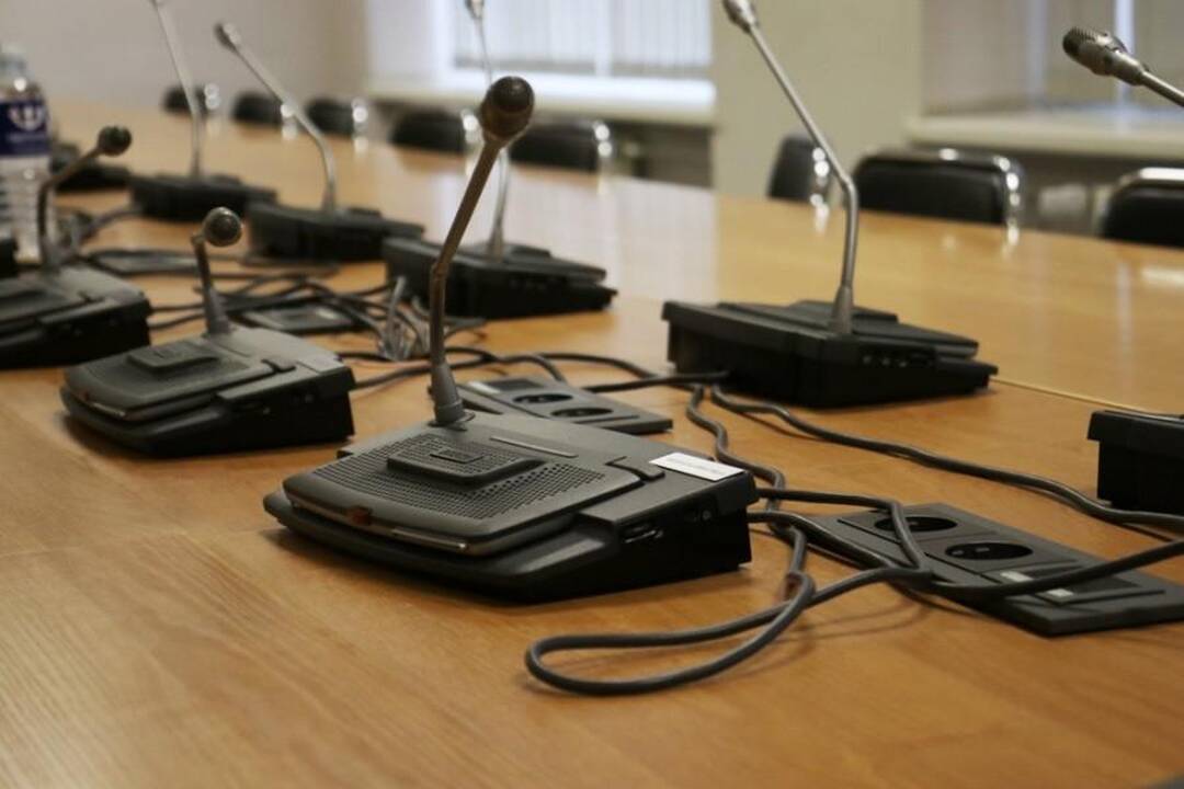 Tarybos posėdis pirmą surengtas nuotoliniu būdu.