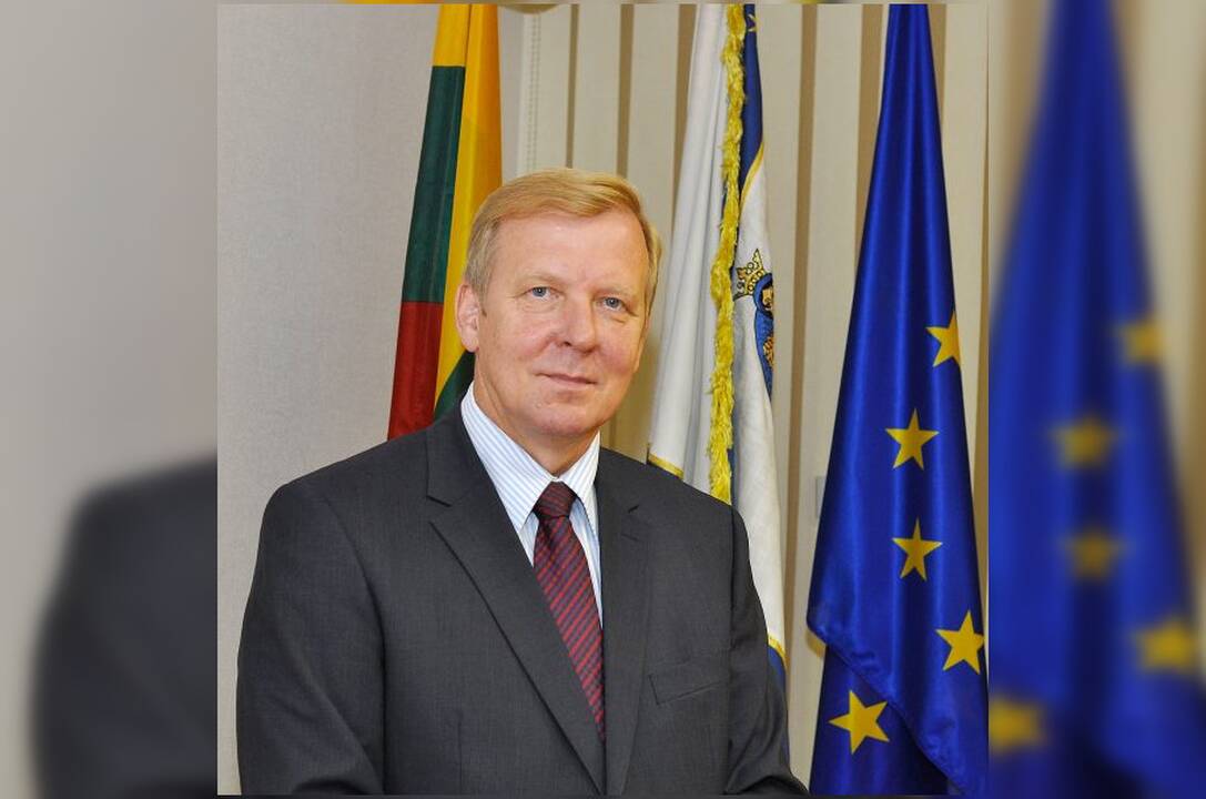 Nemalonumai: buvęs Kretingos rajono savivaldybės administracijos direktorius ir parlamentaras V.Domarkas sulaukė STT įtarimų – politiko vadovaujama įmonė minima plataus masto teisėsaugos tyrime.