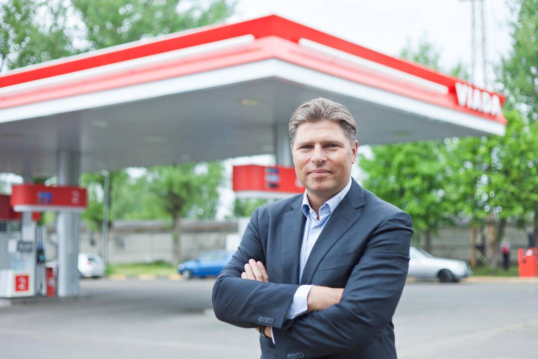 Iniciatyva: šiuo metu visose „Viados“ degalinėse – tik ekologiški popieriniai puodeliai.
