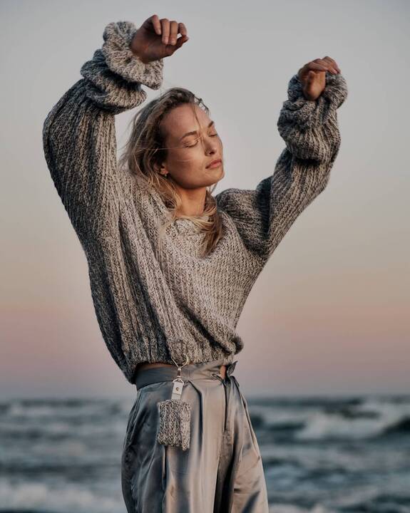 Pasiekimai: Kaune gimęs ir užaugęs D.Ščiuka fotografijos studijas baigė Jungtinėje Karalystėje, bet kurti sugrįžo į Lietuvą. Jo fotografijų menas išsyk pelnė pripažinimą.