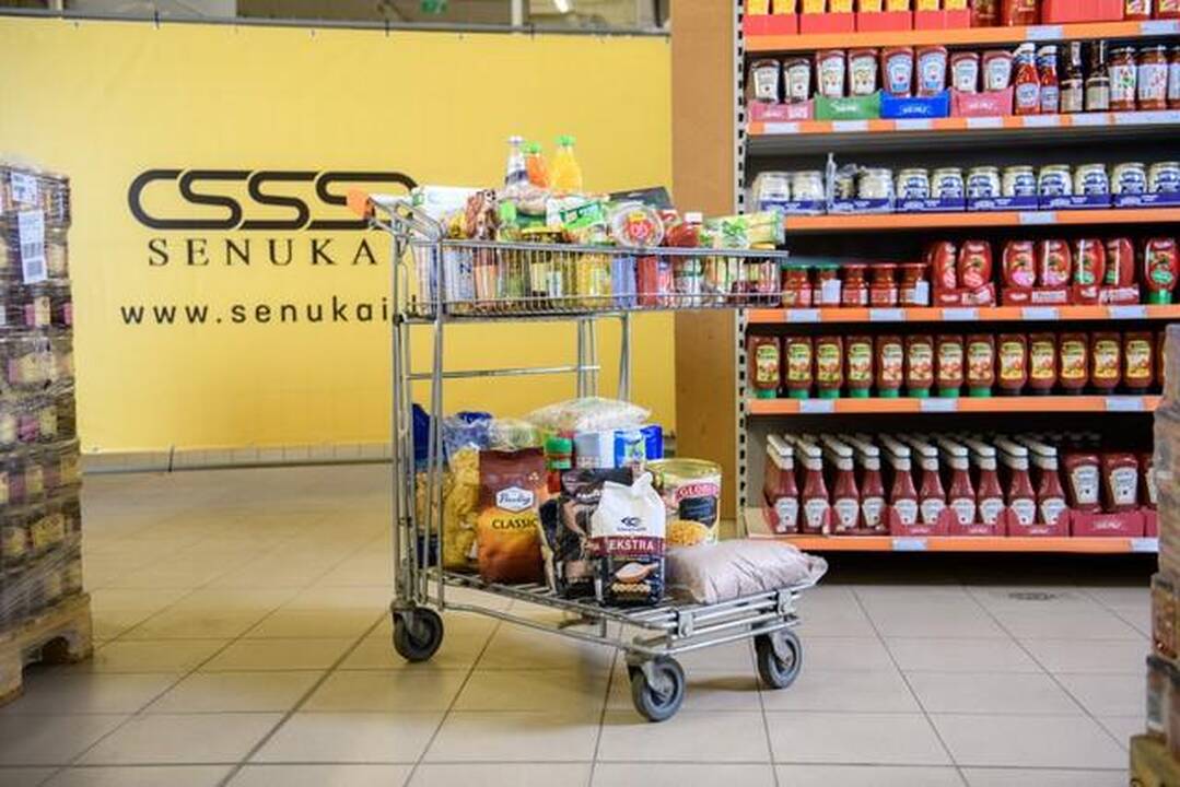 „Kesko Senukai“ plečia galimybes pirkėjams įsigyti būtiniausių prekių – jau prekiauja maisto produktais